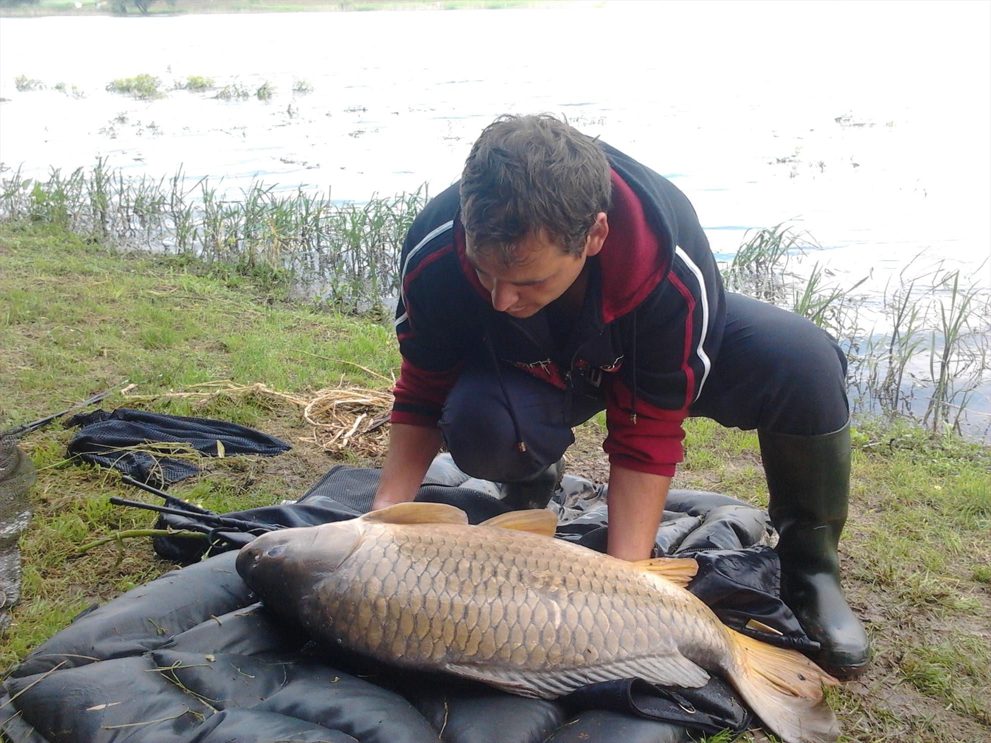 Cupa pescarul;ui singuratic 17 - 19 mai. - 2013-05-18-082028.jpg